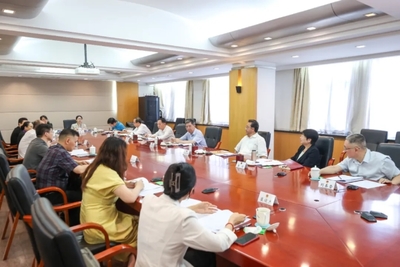 依法促进民营经济高质量发展——喻云林强调确保民营经济促进条例草案立得住、行得通、真管用